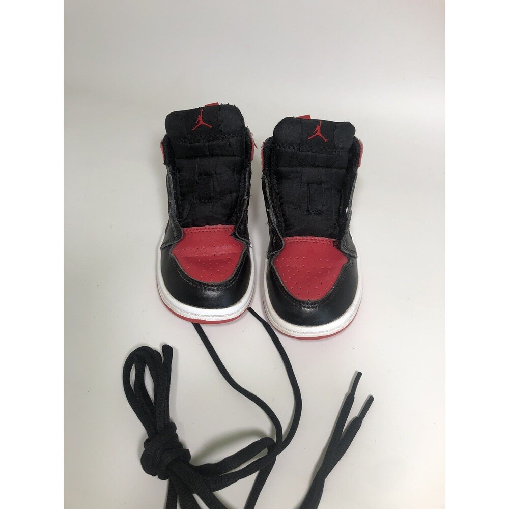 Nike Air Jordan 1 Low Bred Toe- Kids Size 10 C EUC
